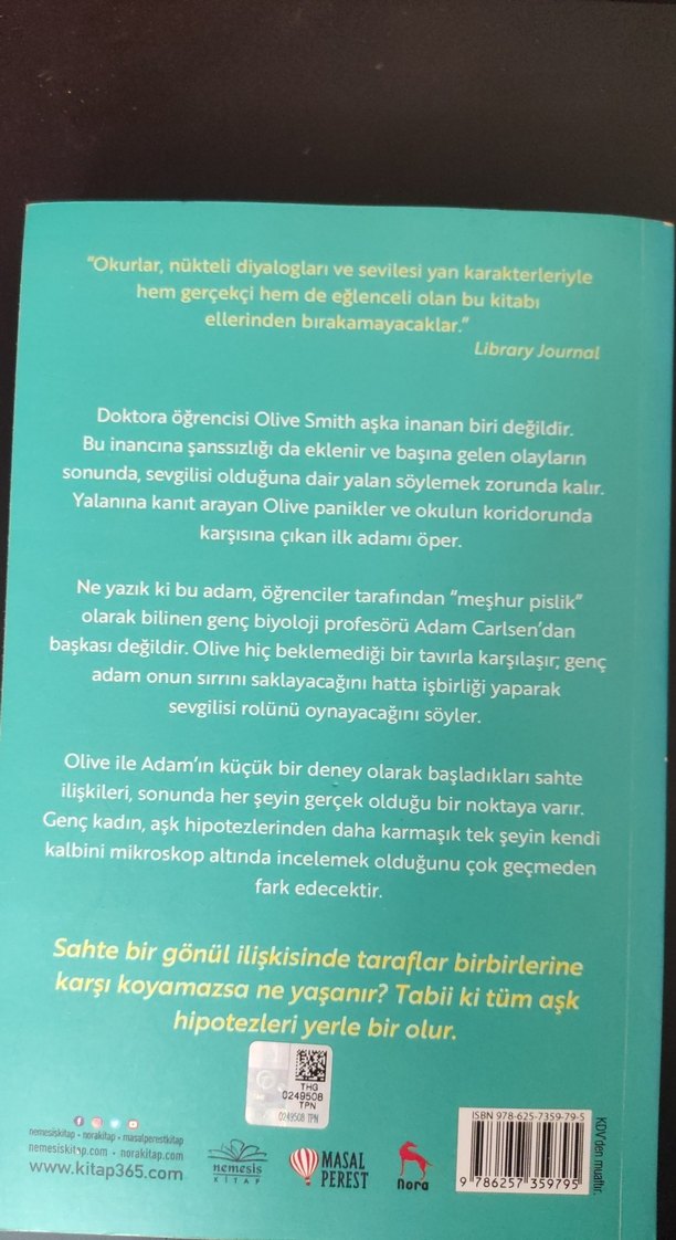 Aşk Hipotezi - Ali Hazelwood - Görsel 2