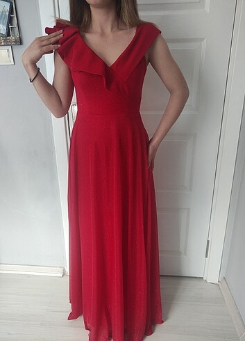 Harika kırmızı abiye elbise 