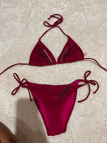 Taşlı bikini takım