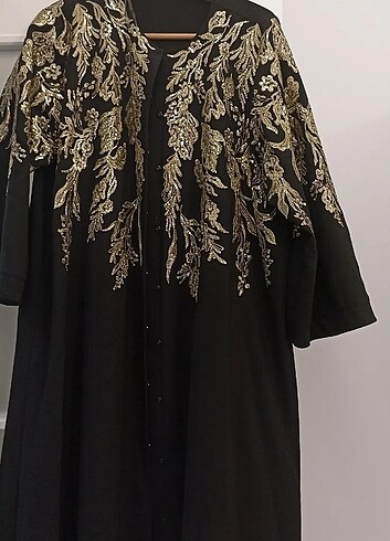 Abiye White corner abaya (kiralık fiyatidir