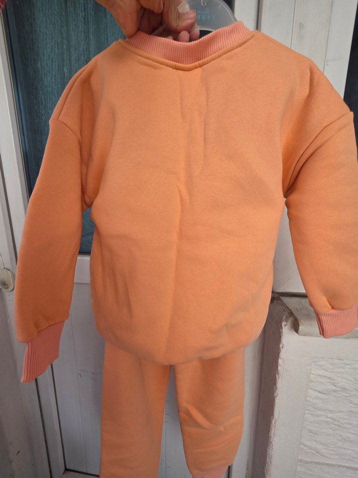 Uzun Kollu Renkli Kız cocuk Takımı - Görsel 4