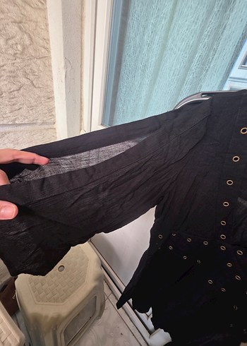 Düğmeli V Yaka Siyah Pamuklu plaj elbısesı - Görsel 4