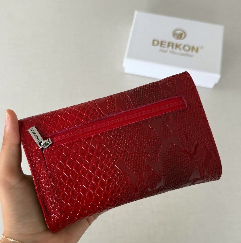 Kırmızı Parlak Yılan Desenli Deri Kadın Cüzdan - Görsel 5
