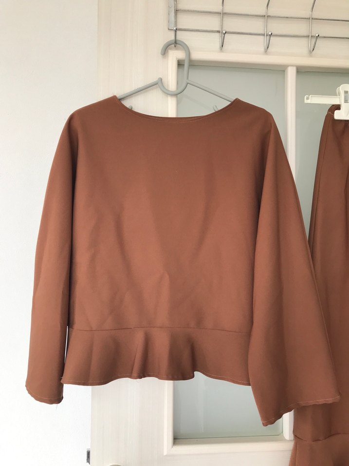 Kahverengi etekli tunik takım - Görsel 2