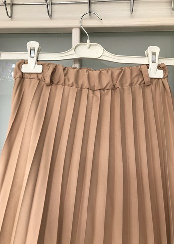 Bej Pileli Uzun Kadın Etek - Görsel 3