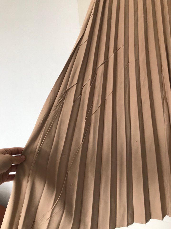 Bej Pileli Uzun Kadın Etek - Görsel 5