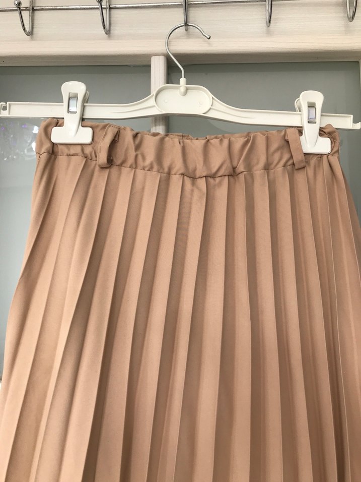 Bej Pileli Uzun Kadın Etek - Görsel 3