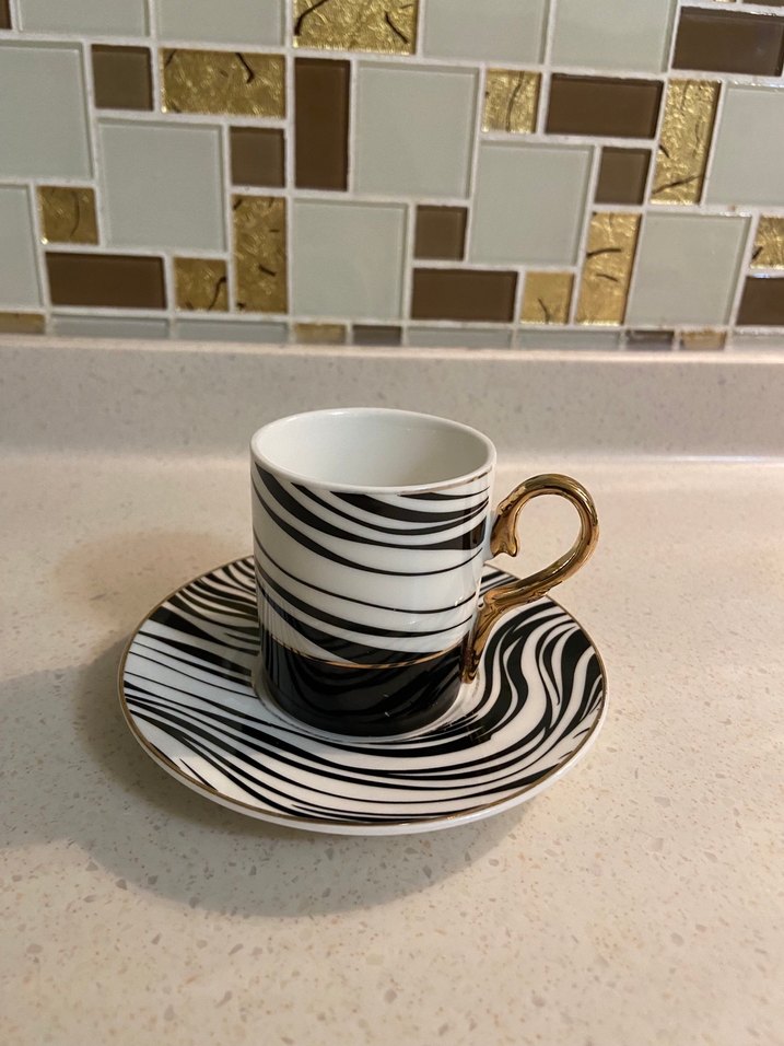 Siyah Beyaz Dalgalı Desenli 6'lı Kahve Fincanı Seti - Görsel 3