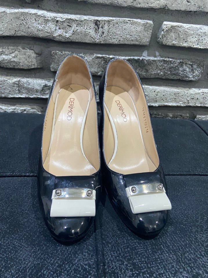 Kadın Siyah Klasik Topuklu Babet - Görsel 4