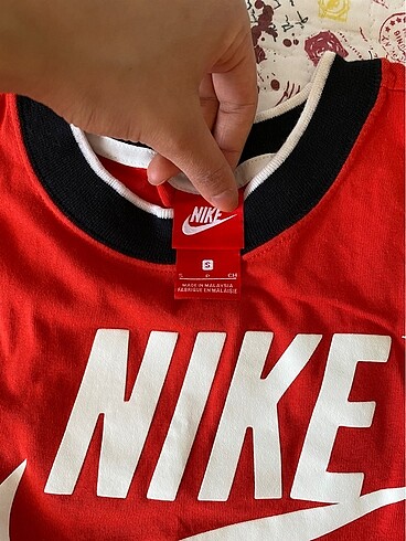 s Beden kırmızı Renk Nike spor üst