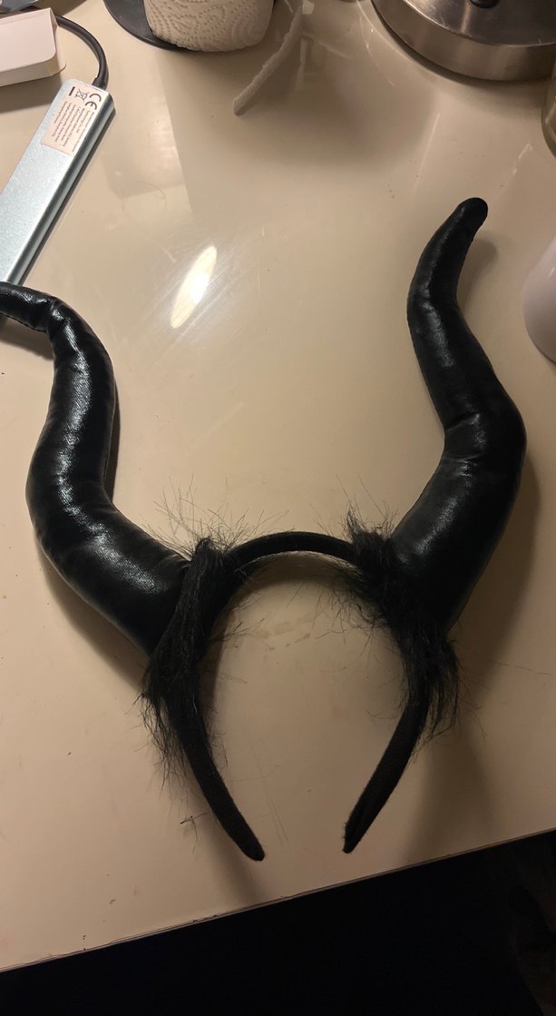 Siyah Boynuz Gotik Halloween Taç - Görsel 2