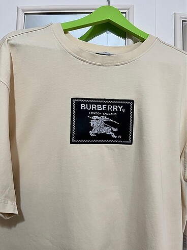 Burberry Bej T-shirt