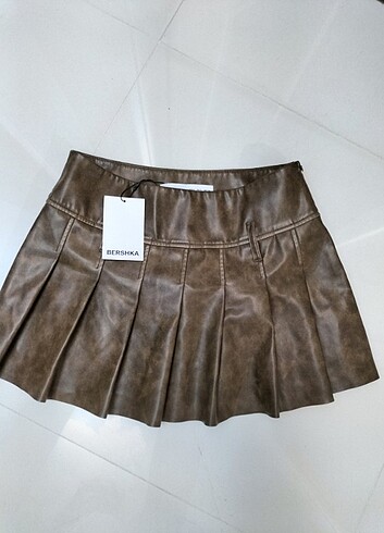 Bershka Deri Etek