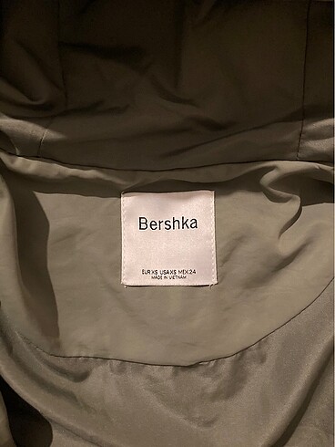 xs Beden Bershka mont