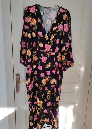 Çiçek Desenli Uzun Bohem Kimono MARKA ( Oliver Bonas) - Görsel 2