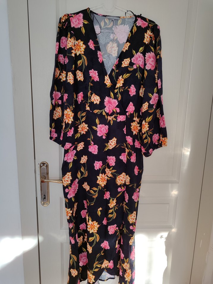 Çiçek Desenli Uzun Bohem Kimono MARKA ( Oliver Bonas) - Görsel 2