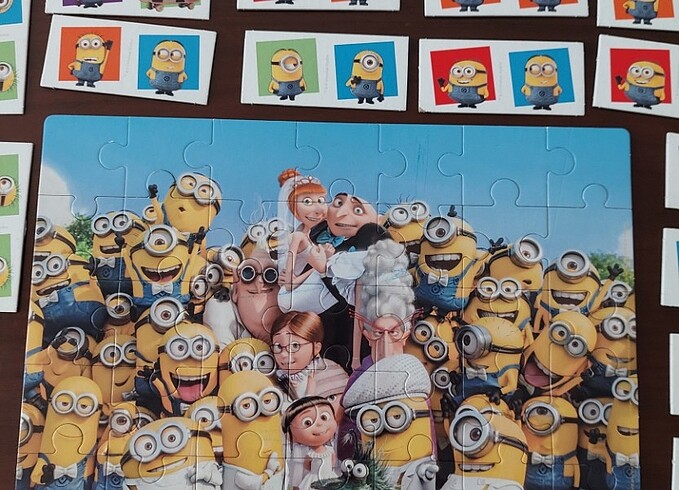  Beden Clementoni minion puzzle ve domino