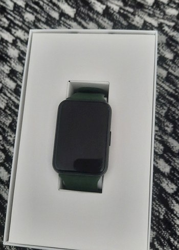 Huawei Huawei Watch Fit 2 Siyah .sarji bir gün gidiyor degisebilir.