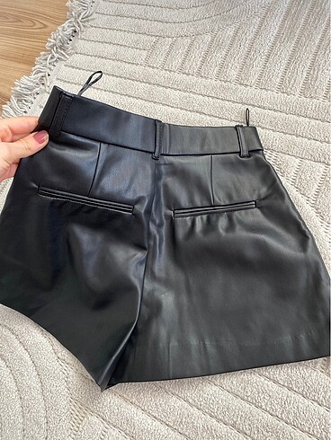 Zara Zara deri şort