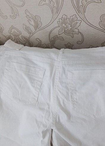 xl Beden Beyaz pantolon 