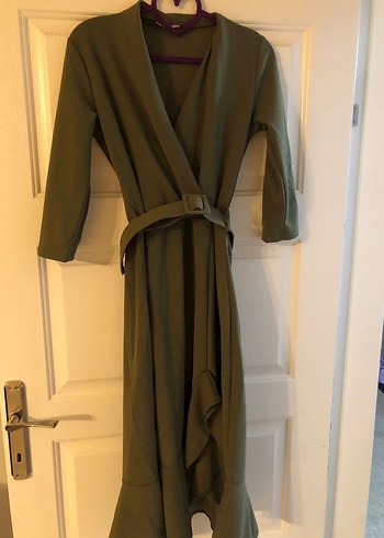 Uzun Kollu, Kemerli Haki Elbise - Görsel 2