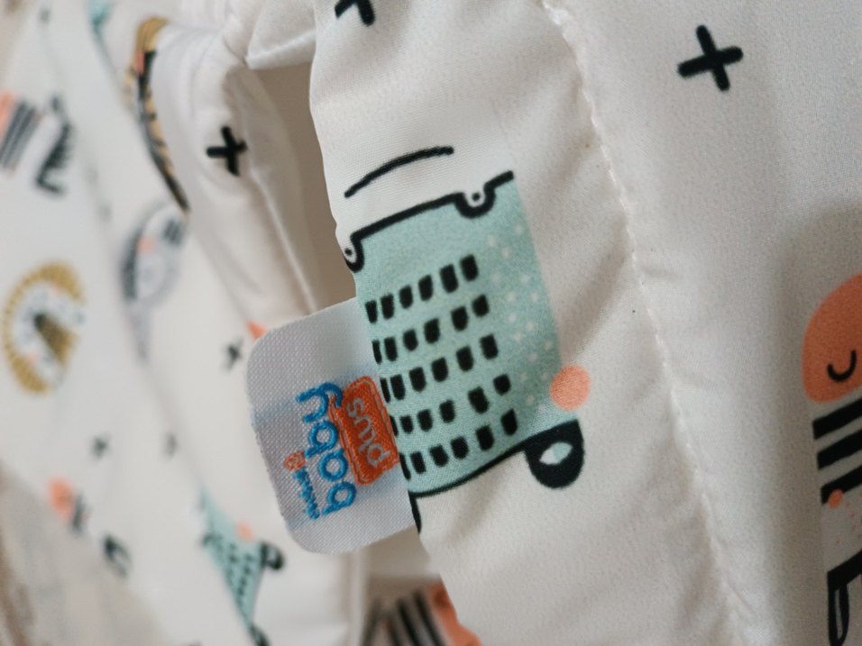 Pastel Renkli Desenli Bebek Önlüğü - Görsel 3