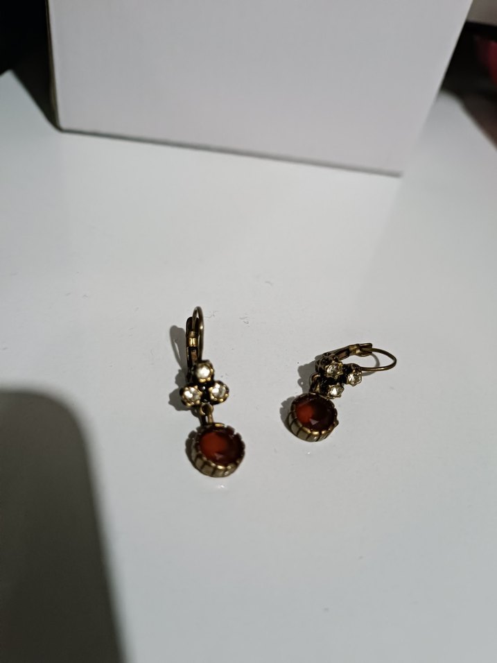 Altın Renkli Etnik Boncuklu Mini Küpe - Görsel 2