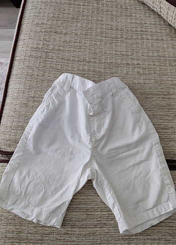LC Waikiki Beyaz şort