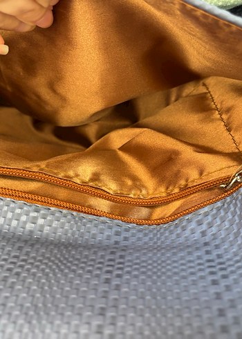 Mavi Kemer Detaylı Siyah Yılan Derisi Kadın Portföy Çanta - Görsel 3