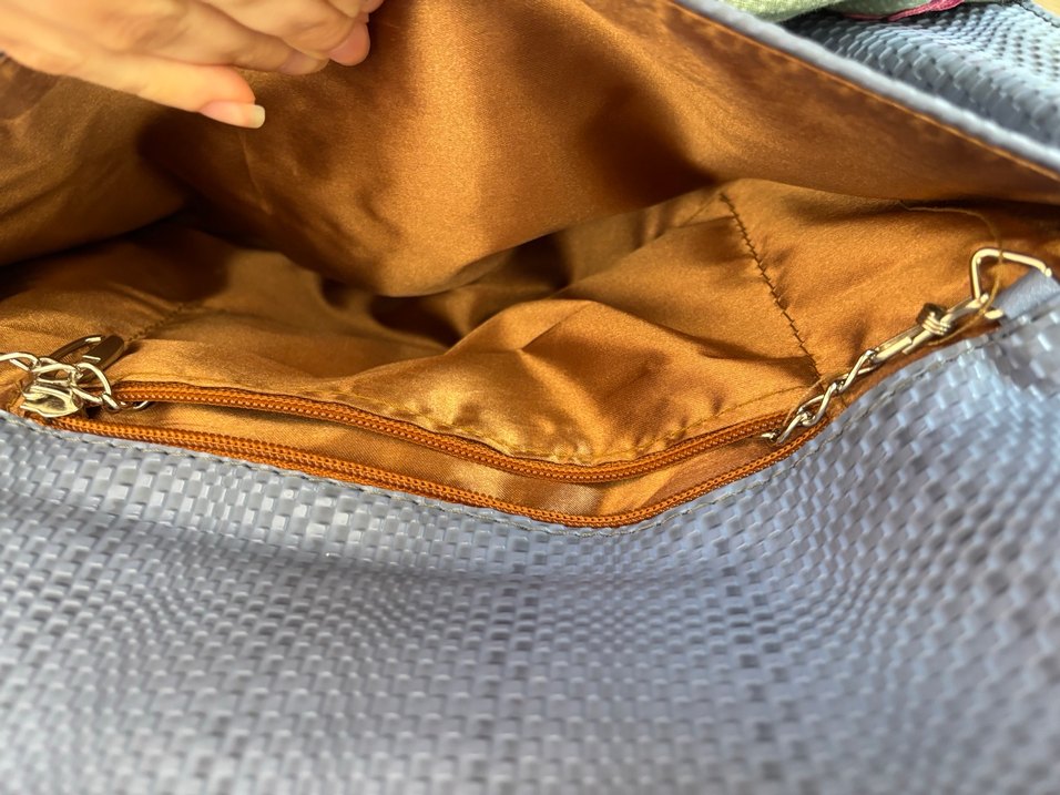 Mavi Kemer Detaylı Siyah Yılan Derisi Kadın Portföy Çanta - Görsel 3