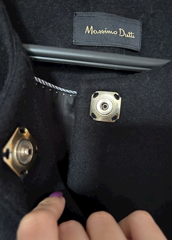 Massimo Dutti Siyah Yuvarlak Yaka Kaşe Kaban - Görsel 4