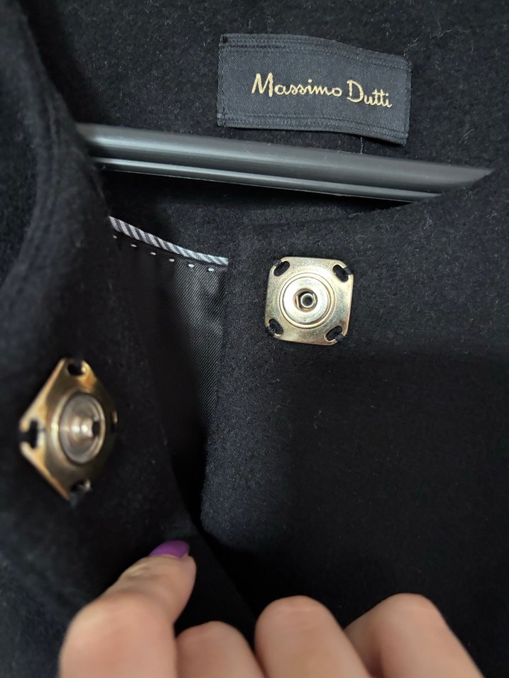 Massimo Dutti Siyah Yuvarlak Yaka Kaşe Kaban - Görsel 4