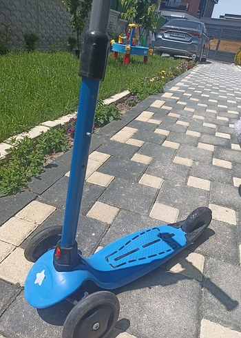 Hot Wheels Çocuklar için Mavi Renkli Scooter