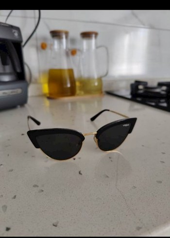 Beden siyah Renk Vogue Güneş gözlüğü