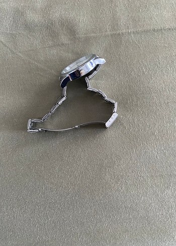  Beden Beyaz Minimalist Erkek Kol Saati
