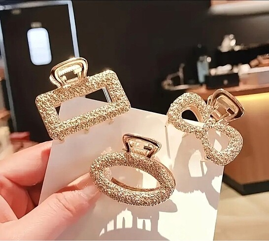 Metal mandal toka