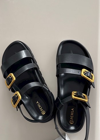 Altın Tokalı Siyah Platform Kadın Sandalet - Görsel 6