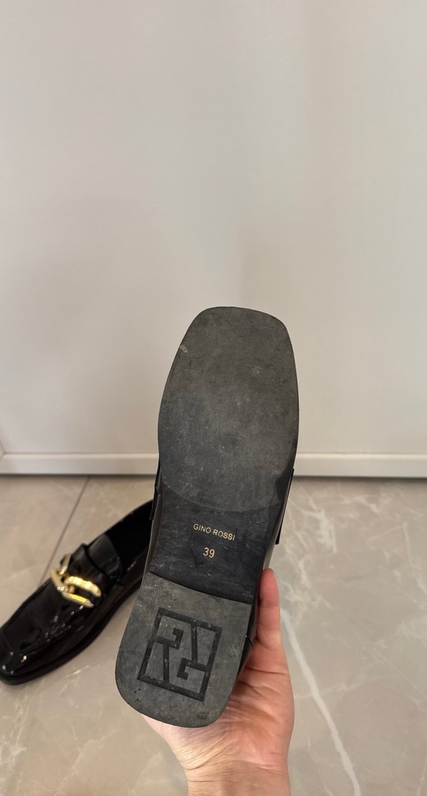 Altın Tokalı Siyah Rugan  babet - Görsel 3