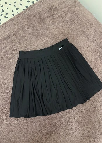 Nike Siyah Pileli Spor Etek