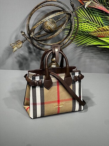 Burberry Çanta