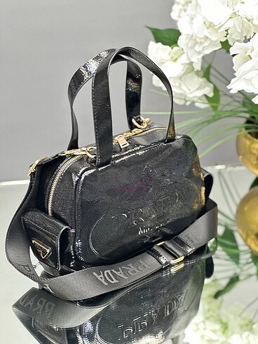Prada Çanta