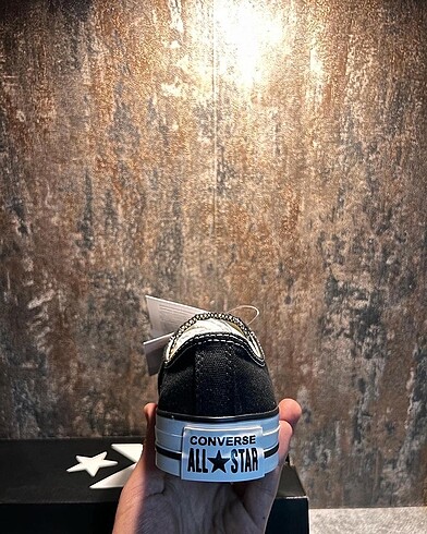 38 Beden Originals Kutulu Etiketli Converse