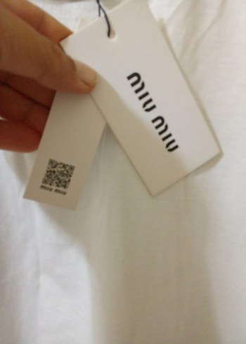 Beyaz Baskılı Kadın Tişört süper etiketli  - Görsel 2