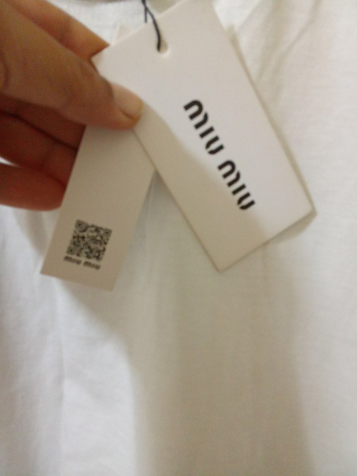 Beyaz Baskılı Kadın Tişört süper etiketli  - Görsel 2