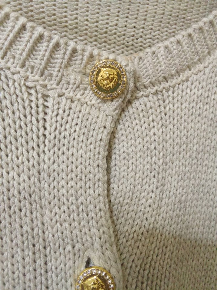 Bej Düğmeli Midi Kadın Hırka BALMAİN bu fiyata kaçmaz - Görsel 2