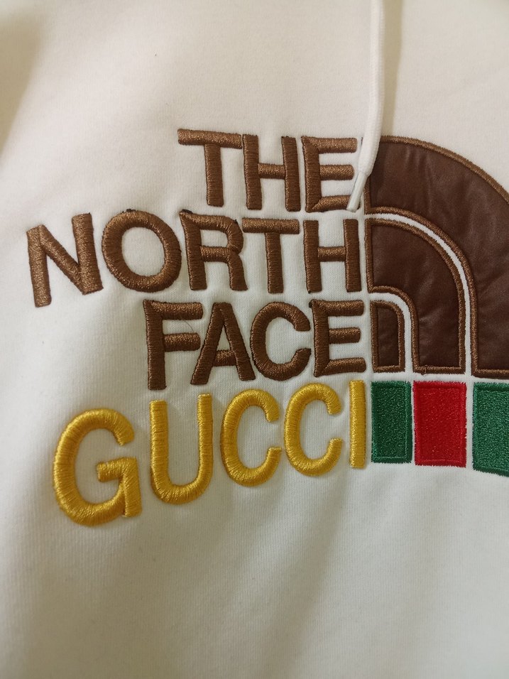 Beyaz Baskılı Kapüşonlu Kadın Sweatshirt - Görsel 3