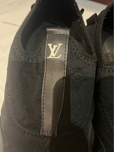 38 Beden Yves Saint Laurent amblemli spor ayakkabı