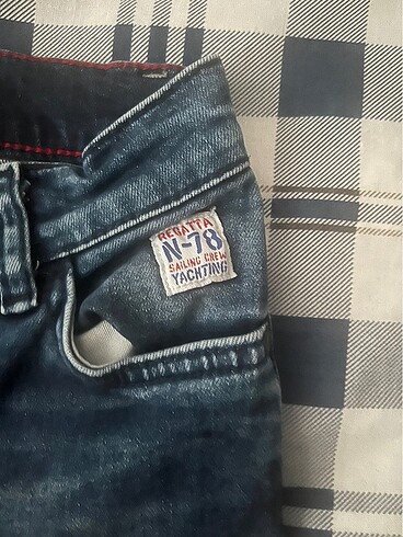 4 Yaş Beden Lc waikiki 4-5 yaş slim jeans