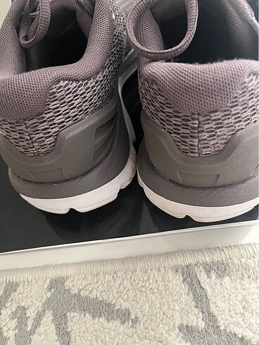 37 Beden kahverengi Renk Under Armour 37 no spor ayakkabı