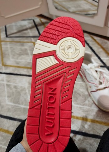 Louis Vuitton Beyaz Erkek Spor Ayakkabı Bağcıklı - Görsel 4